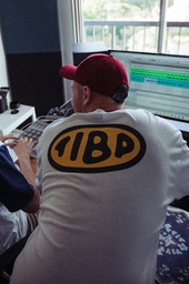 [103215016] REMERA ML RELAXED - BILLBOARD