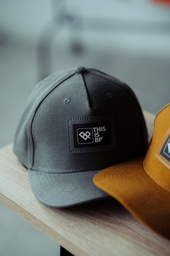 [016215212] GORRA - AMARELA GREY